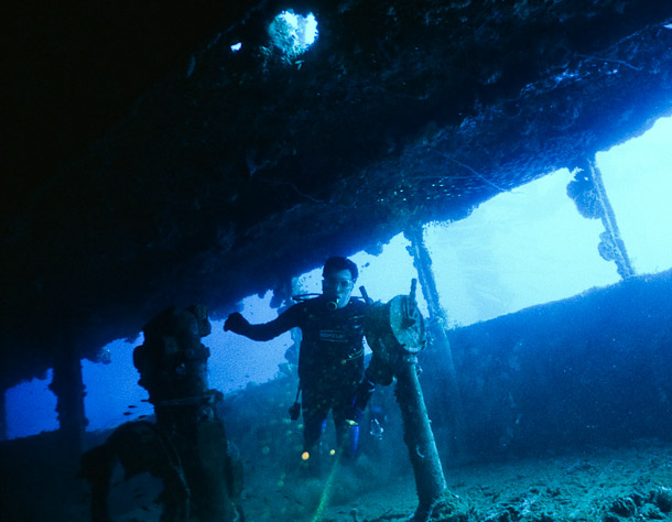 Engineroom Telegraph in Bridge - Nippo Maru